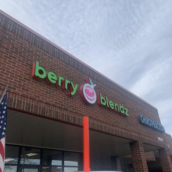 Berry Blendz - a cup of coffee in front of a store - Juice Bars & Smoothies Near Me - Fort Collins, Colorado