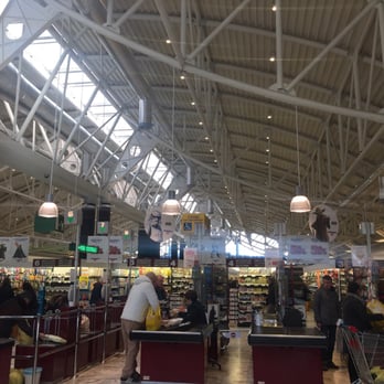 Esselunga - Shopping Centers Near Me - Florence, FI