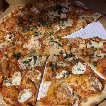 LOCAL PIE - Miami B gone wrong not enough cheese ! - Pizza Near Me - Miami, Florida