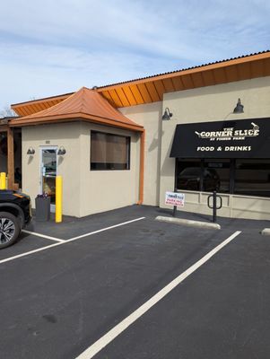 The Corner Slice by null