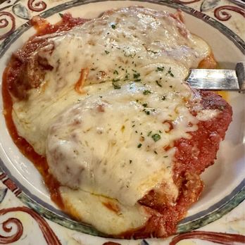 Bucci's - Chicken parmigiana - Italian Near Me - Rocky River, Ohio