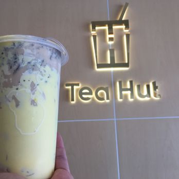 Tea Hut - Oreo Milk Tea ($5)- 4/5 stars - Bubble Tea Near Me - San Carlos, California Tea Hut - Oreo Milk Tea ($5)- 4/5 stars - Bubble Tea Near Me - San Carlos, California