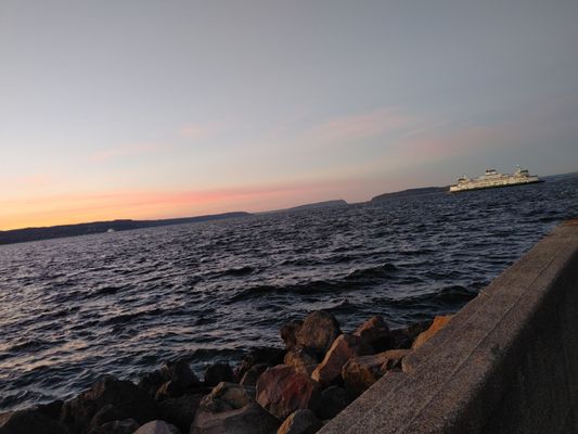 Lighthouse Park by null