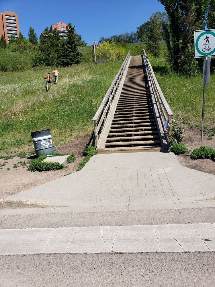 RIVER VALLEY STAIRS BY GLENORA CLUB Updated August 2024 7040 Ada
