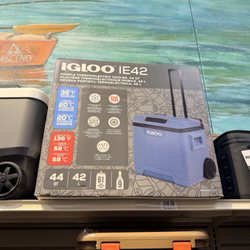 Bass Pro Shops