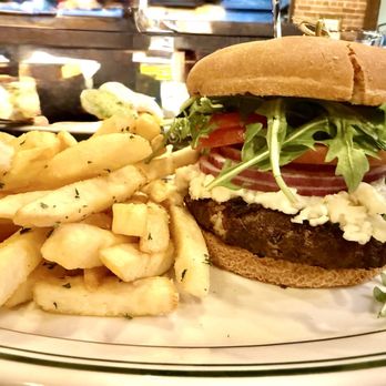 Brasserie Saint James - Yum! - Comfort Food Near Me - Reno, Nevada