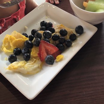 Rooster - Downtown - Scrambled eggs + fruits - Creperies Near Me - St. Louis, Missouri Rooster - Downtown - Scrambled eggs + fruits - Creperies Near Me - St. Louis, Missouri