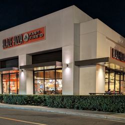 Blaze Pizza - Exterior
