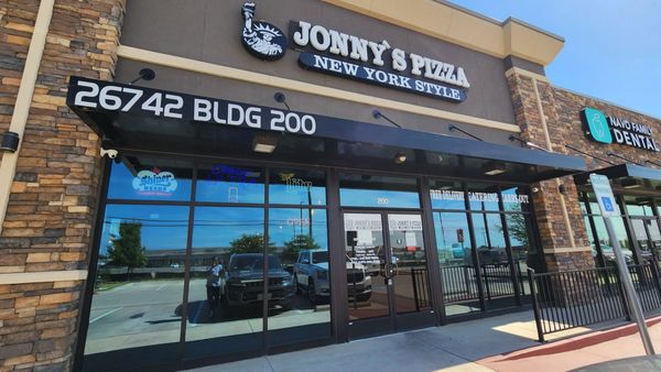 Jonny's Pizza by null