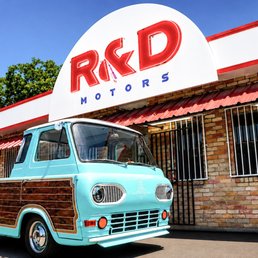 Exterior outside entrance of R & D Motors - Austin, Texas Exterior outside entrance of R & D Motors - Austin, Texas