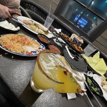 El Torito - Pineapple Mezcal, FAJITAS COMBO, CHILE RELLENO ESPECIAL - Mexican Near Me - Milpitas, California