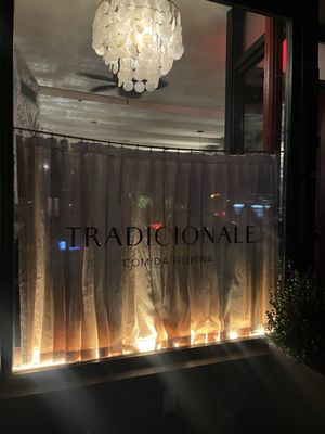 Tradicionale by null