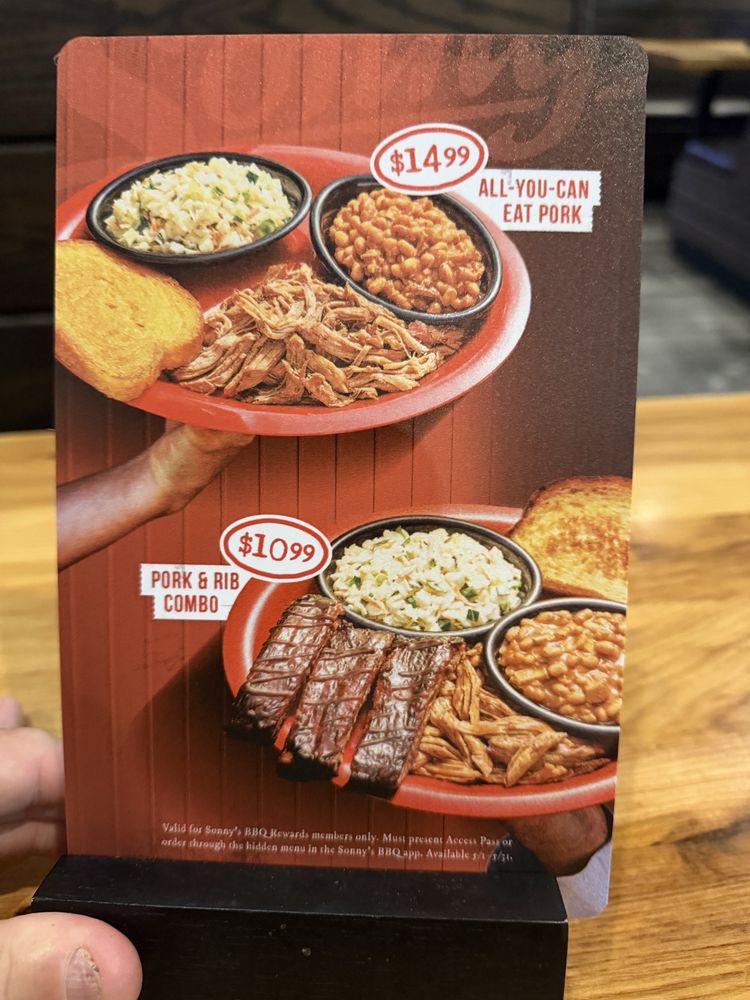 Sonny's BBQ Logo