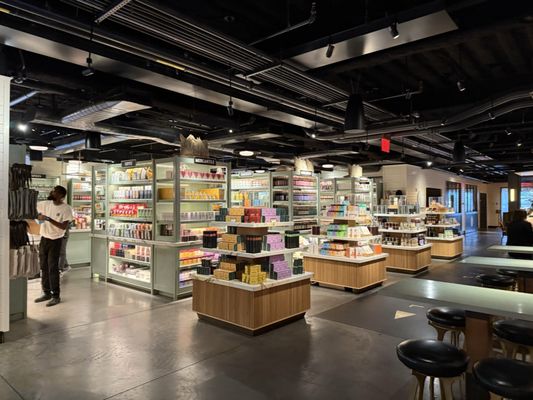 Tin Building by Jean-Georges by null