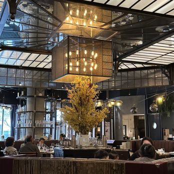 Mott 32 - Chinese Near Me - Vancouver, British Columbia Mott 32 - Chinese Near Me - Vancouver, British Columbia
