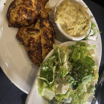 Noir Kitchen & Cocktails - Soul Food Near Me - Nashville, Tennessee