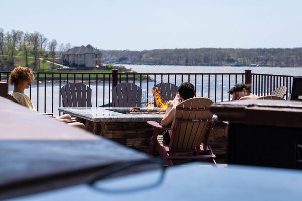 The Encore Lakeside Grill & Sky Bar by null