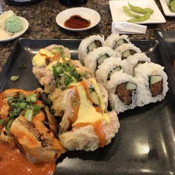 Mikuni - Bland rolls, except for the BBQ white tuna on the far left - Japanese Near Me - Davis, California Mikuni - Bland rolls, except for the BBQ white tuna on the far left - Japanese Near Me - Davis, California