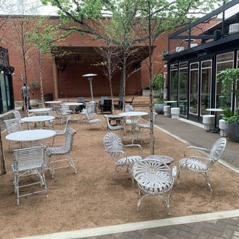 Hotel Herringbone - Casual relaxing outdoor seating area - Hotels Near Me - Waco, Texas