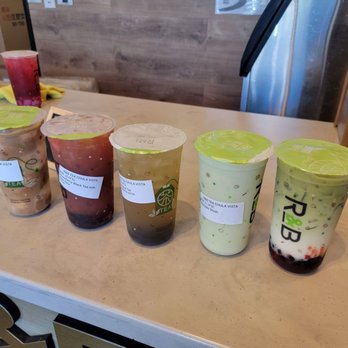 R&B Tea - Coconut coffee, Strawberry black tea with aloe vera, brown rice tea w/ boba, avocado slush, strawberry matcha with boba - Bubble Tea Near Me - Chula Vista, California R&B Tea - Coconut coffee, Strawberry black tea with aloe vera, brown rice tea w/ boba, avocado slush, strawberry matcha with boba - Bubble Tea Near Me - Chula Vista, California