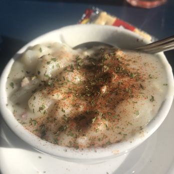 Mo's Seafood & Chowder - Chowder - Seafood Near Me - Seaside, Oregon