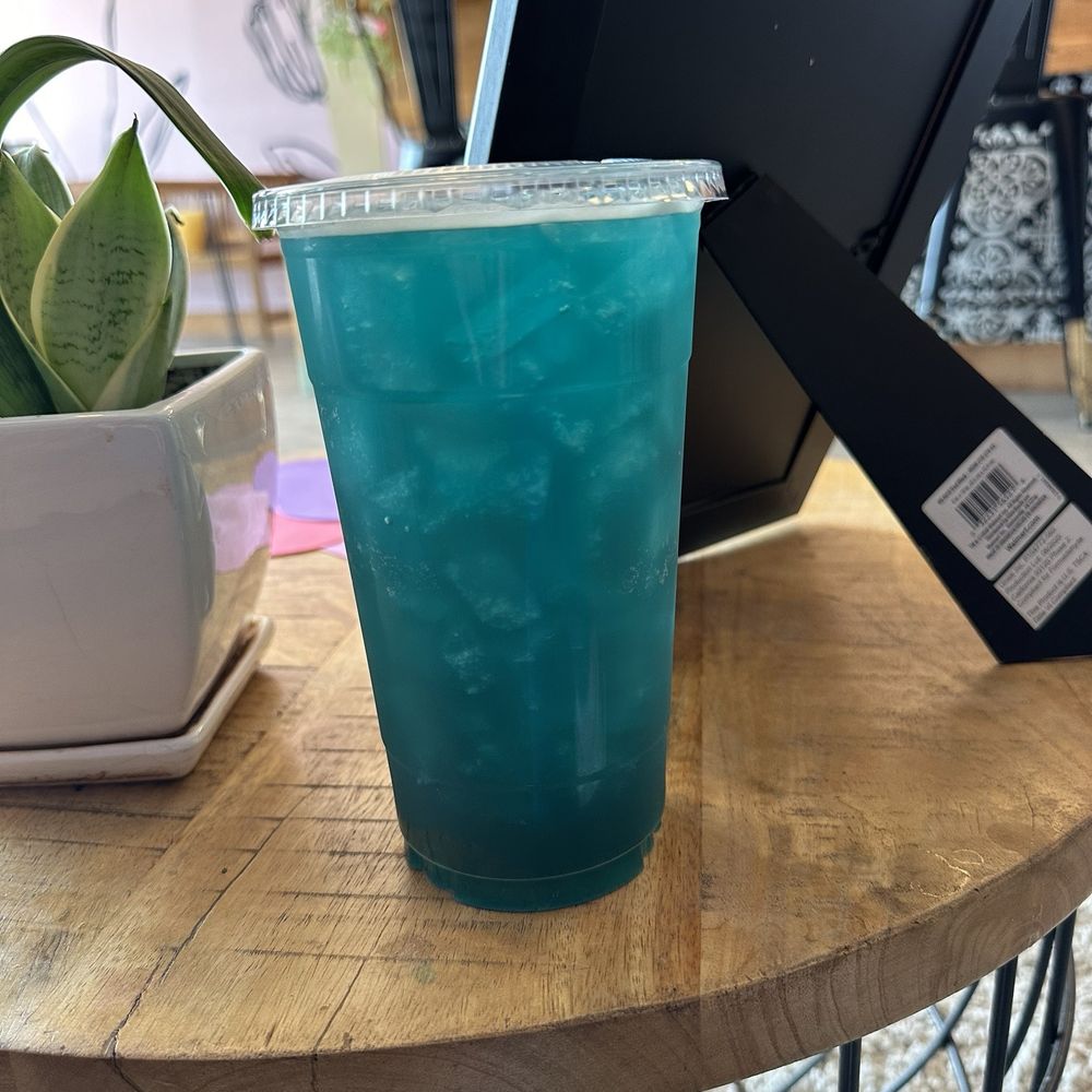 Crush Nutrition - Ocean eyes - Coffee & Tea Near Me - Jacksonville, North Carolina Crush Nutrition - Ocean eyes - Coffee & Tea Near Me - Jacksonville, North Carolina