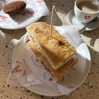 La Alacena - Focaccia - Cafeteria Near Me - Buenos Aires, C La Alacena - Focaccia - Cafeteria Near Me - Buenos Aires, C