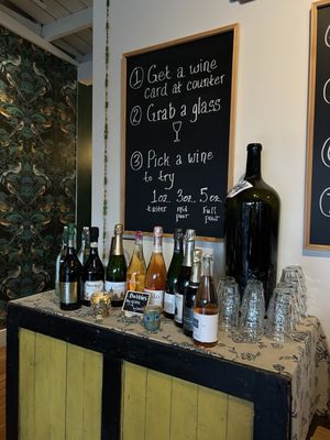 Chez Phinney by null