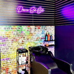 Down Set Cut - Interior
