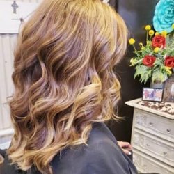 Rebel Roots Salon