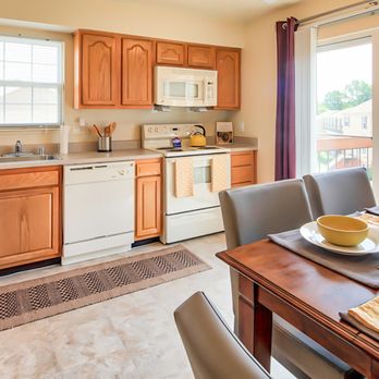 Dunfield Townhomes - Apartments Near Me - Nottingham, Maryland Dunfield Townhomes - Apartments Near Me - Nottingham, Maryland