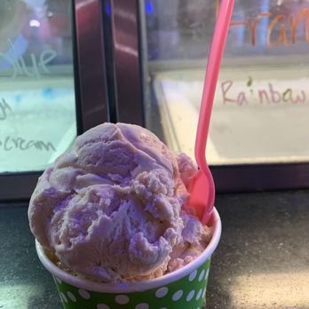 Mr Kream - Guava cheesecake - Ice Cream & Frozen Yogurt Near Me - Miami, Florida Mr Kream - Guava cheesecake - Ice Cream & Frozen Yogurt Near Me - Miami, Florida