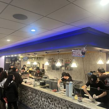Legend Tasty House - Inside where your order is taken, and they prepare the ice cream - Ice Cream & Frozen Yogurt Near Me - Chicago, Illinois