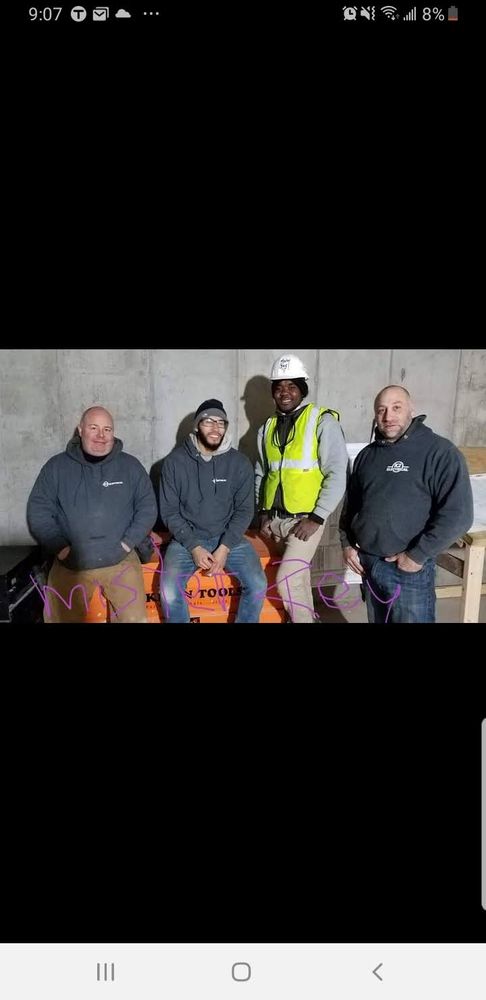 Slide of Mister Rey Electric & Plumbing services