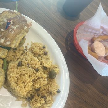 Delicia Tropical Cafe - Latin American Near Me - Elgin, Illinois Delicia Tropical Cafe - Latin American Near Me - Elgin, Illinois