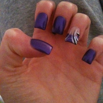 Le's Nails & Waxing - Nail Salons Near Me - Waltham, Massachusetts