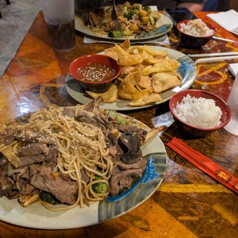 Khan's Mongolian Barbeque - Barbeque Near Me - Roseville, Minnesota