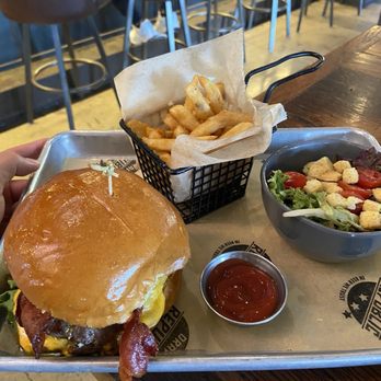 Draft Republic Carlsbad - Draft Republic Burger with Fries and Salad - Comfort Food Near Me - Carlsbad, California Draft Republic Carlsbad - Draft Republic Burger with Fries and Salad - Comfort Food Near Me - Carlsbad, California