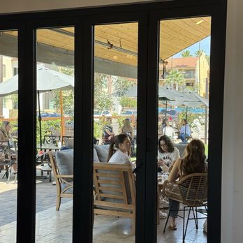 Maple House - Indoor outdoor - Coffee & Tea Near Me - Chandler, Arizona
