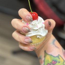 Paris Nails Salon & Spa
