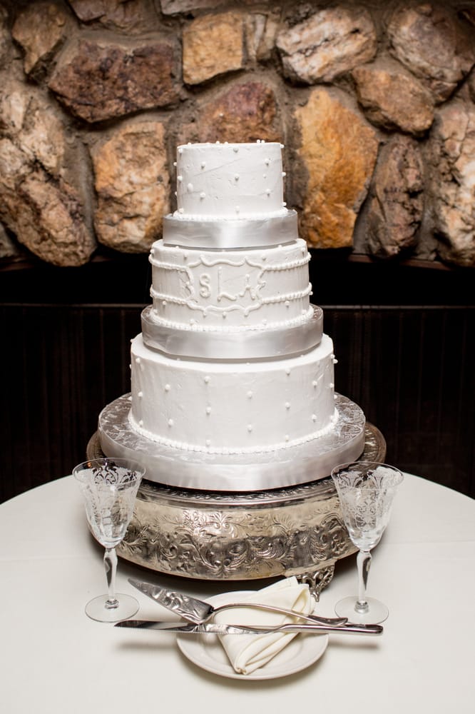 CLASSIC CHEESECAKES & CAKES Updated July 2024 14 Reviews Decatur