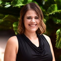 Arizona Property Brokerage - Alicia W