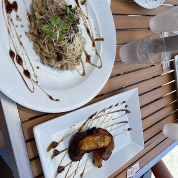 El Karakol - Mushroom risotto and amarillos (sweet plantains) - Caribbean Near Me - La Parguera, Puerto Rico