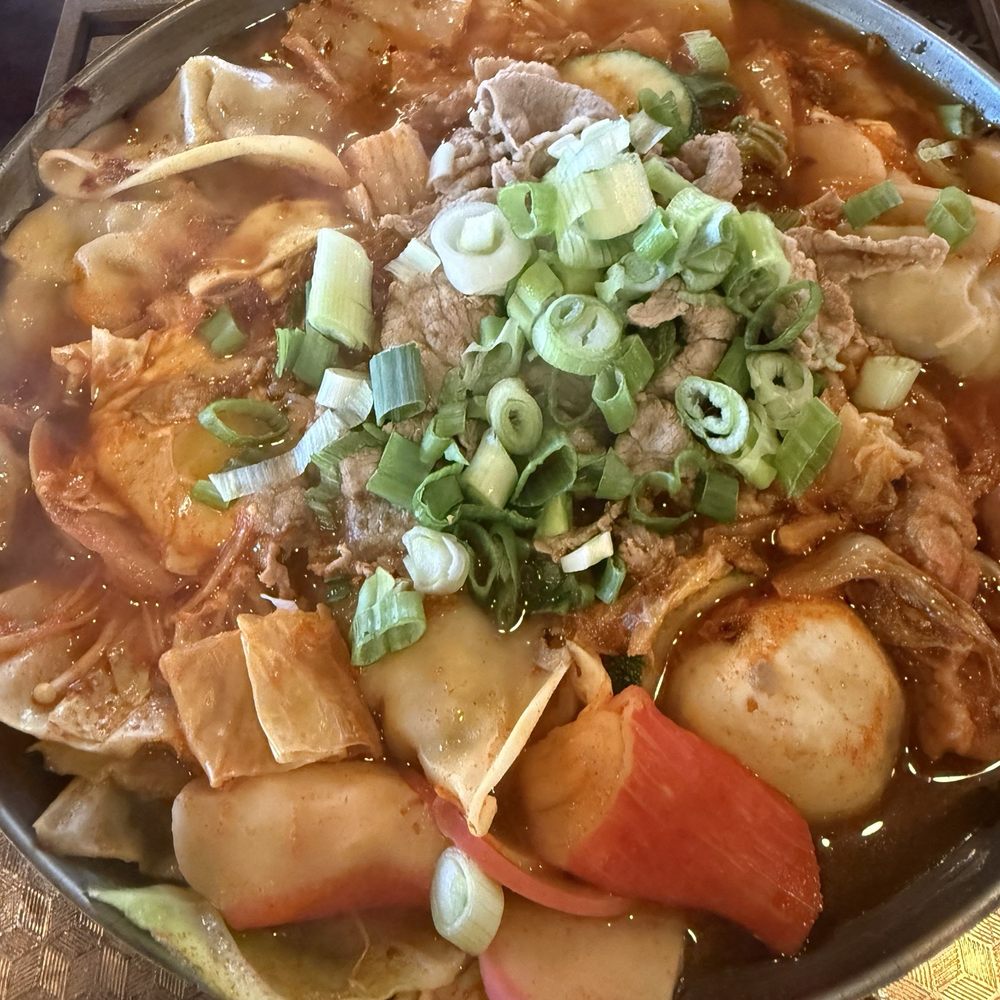 Tasty Pot - Kimchi dumpling hot pot - Hot Pot Near Me - Albuquerque, New Mexico Tasty Pot - Kimchi dumpling hot pot - Hot Pot Near Me - Albuquerque, New Mexico
