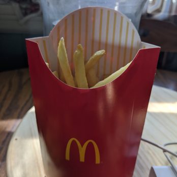 McDonald's - These are suppose to be large fries looks to me maybe a medium. - Burgers Near Me - Paulding, Ohio