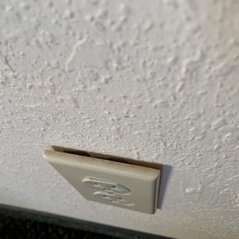 Greystone Inn - Plate around electrical outlet not flush with wall - Hotels Near Me - Vance, Alabama Greystone Inn - Plate around electrical outlet not flush with wall - Hotels Near Me - Vance, Alabama