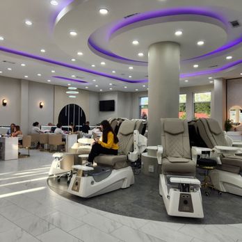 Luxia Nail Spa - Summerville - The main floor - Nail Salons Near Me - Summerville, South Carolina