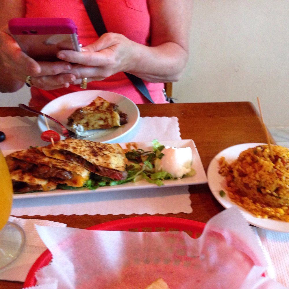 De Boca's - Bars Near Me - Aguada, Puerto Rico