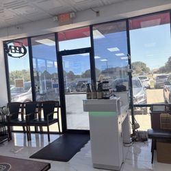 Pro Nails - Waiting Area/Check In