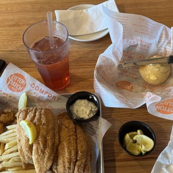 Cotton Patch Cafe - American Near Me - Cedar Hill, Texas